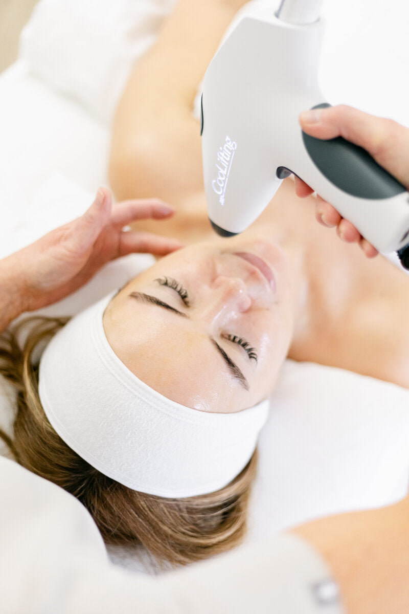 CoolLift facial